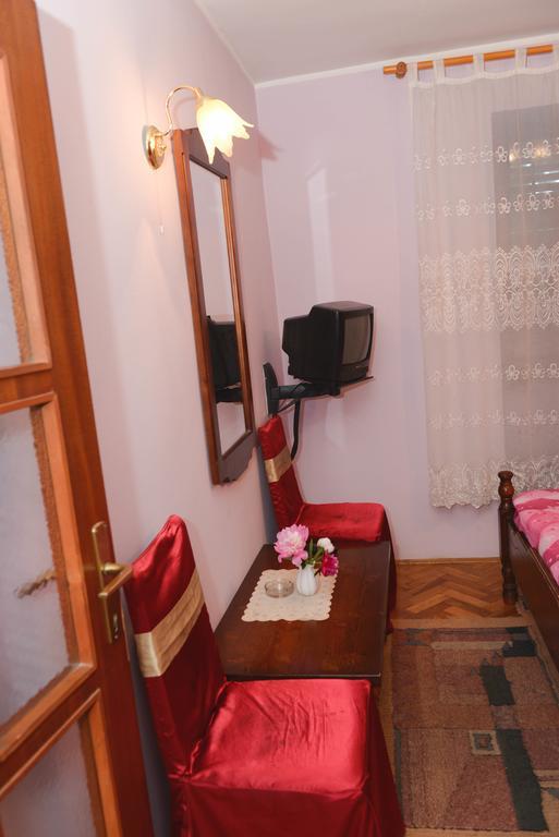 Beli Dvor Hotel Sombor Phòng bức ảnh